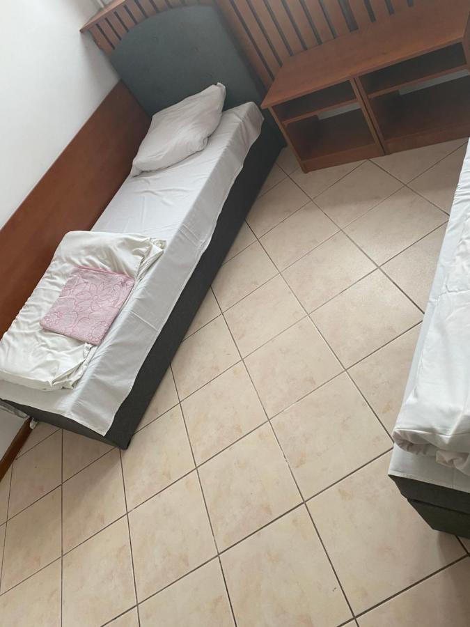 Zajazd Wiking Wasilków Buitenkant foto