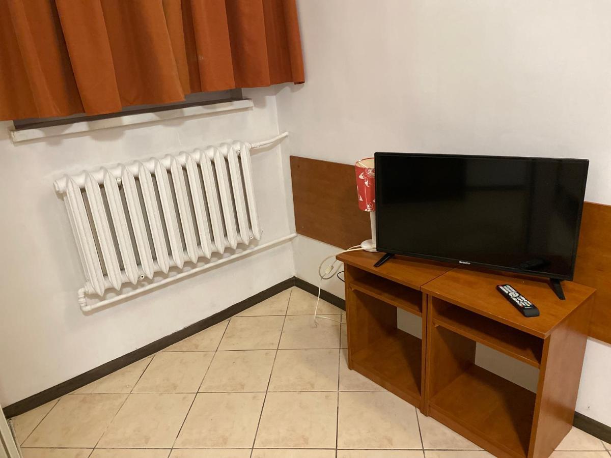 Zajazd Wiking Wasilków Buitenkant foto