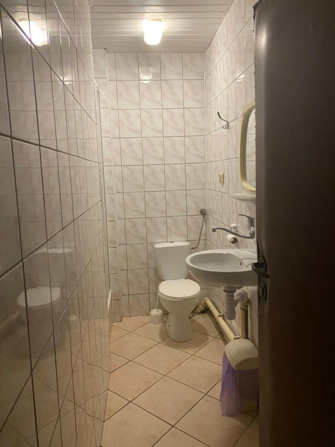 Zajazd Wiking Wasilków Buitenkant foto